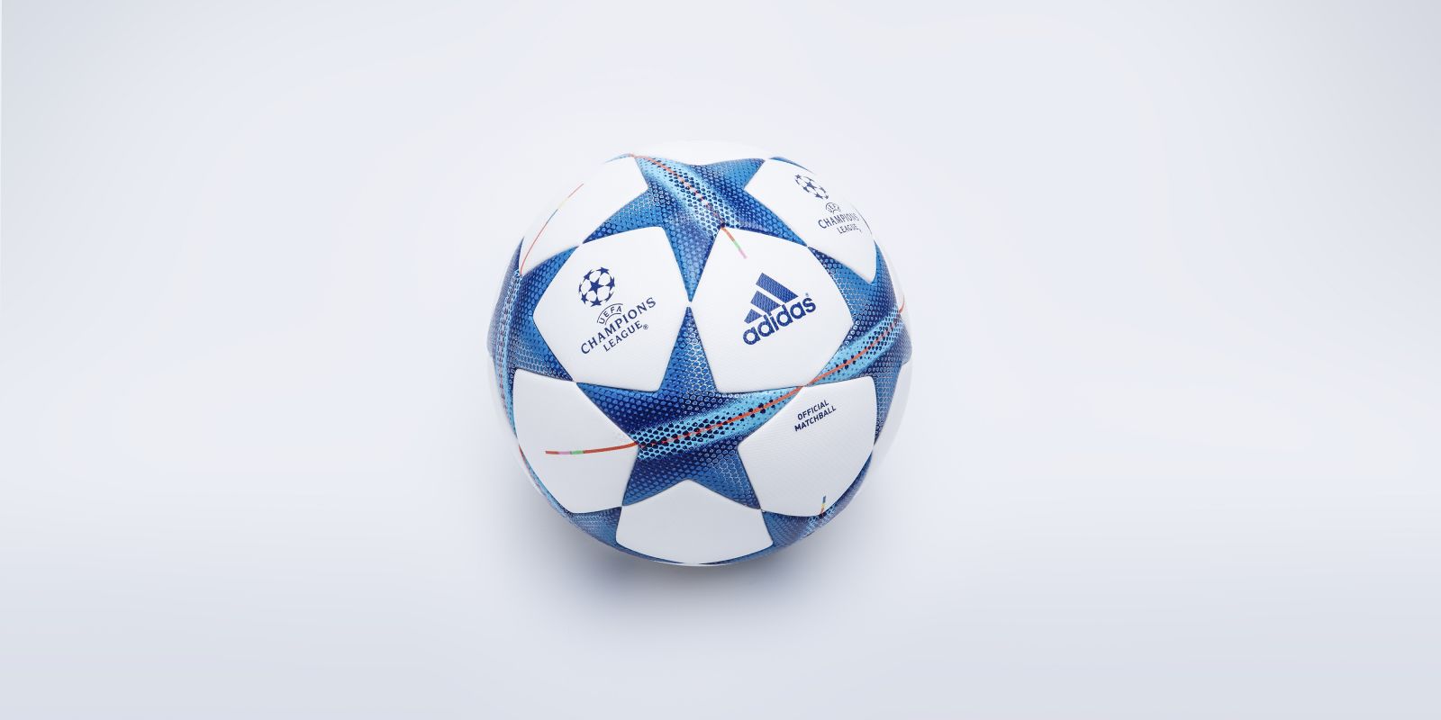 Сегодня будет презентован официальный мяч Лиги Чемпионов сезона-2015/16