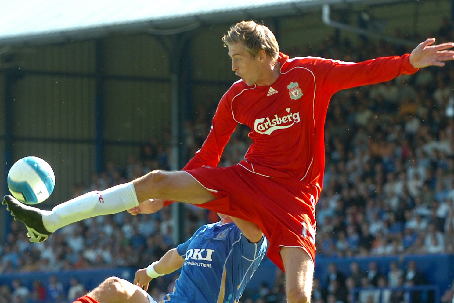 Peter soccer yesterday. Питер Крауч. Peter Crouch meme. Peter Crouch Liverpool vs Galatasaray 2006 Videos.