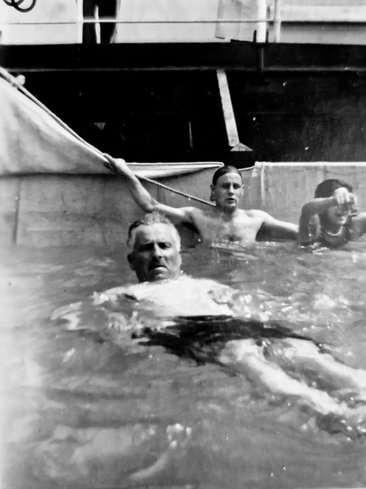 Эктор Гутинк, тренер сборной Бельгии на ЧМ-30: в 38 лет избран в исполком национальной федерации, закончил играть почти в 42, погиб от английской авиабомбы