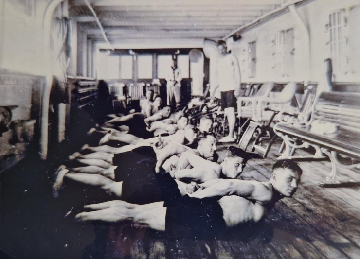 Эктор Гутинк, тренер сборной Бельгии на ЧМ-30: в 38 лет избран в исполком национальной федерации, закончил играть почти в 42, погиб от английской авиабомбы