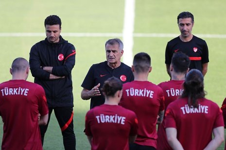 Швейцария – Турция. Прогноз на матч Евро-2020 (20.06.2021)