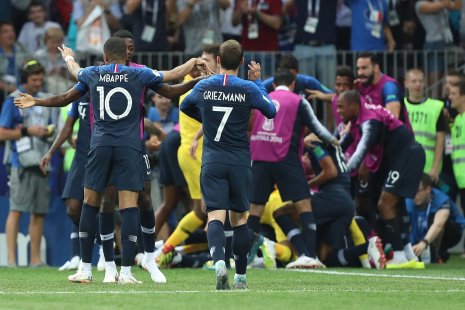 Снова в финале. Франция сыграет с Аргентиной