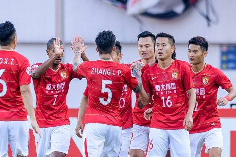 «Чэнду Беттер» — «Гуанчжоу Эвергранд». Прогноз на матч Суперлиги Китая (01.12.2022)