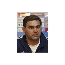 Тренер Антипов Владимир